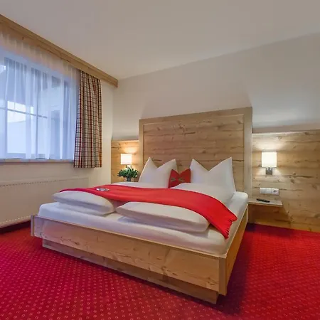 Haus Am Dorfplatz بيت ضيافة فلاخاو